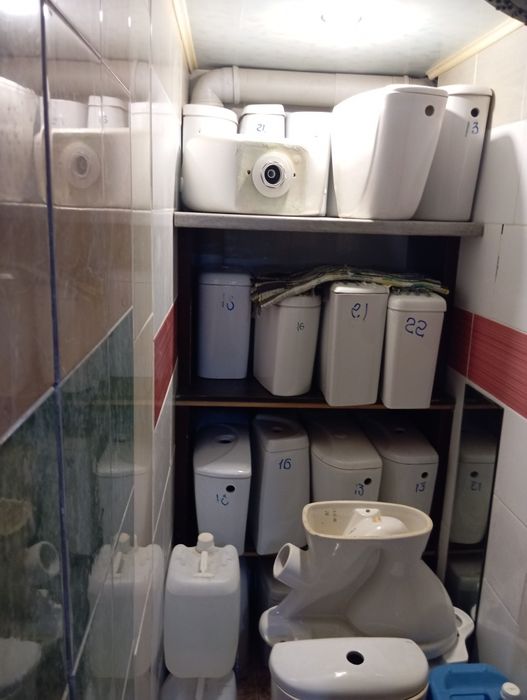 унитазы, раковины Б/У