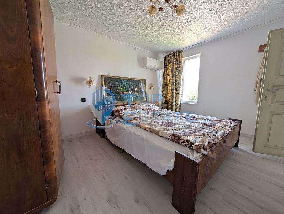 Продава се Къща в с. Овча могила, Област Велико Търново - 140 кв.м за 283 €/кв.м - Снимка #3