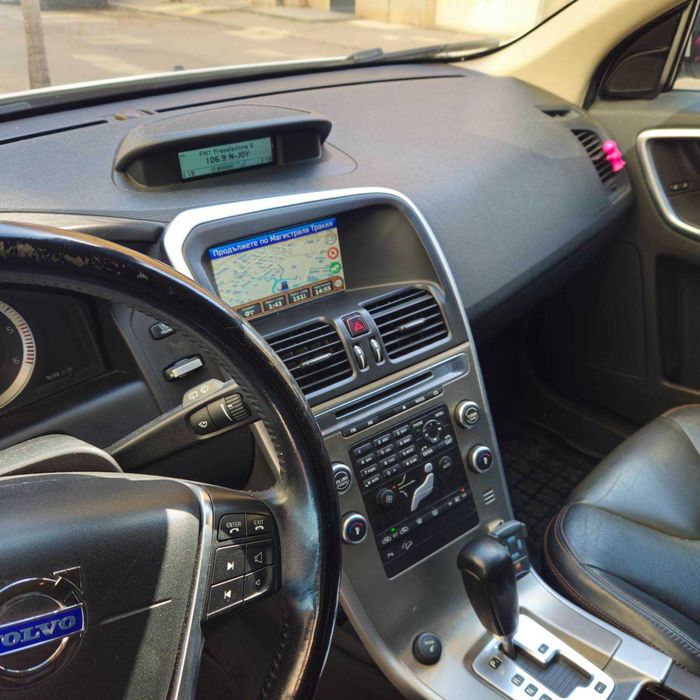 Volvo XC 60 D5 205к.с. - 2011г.