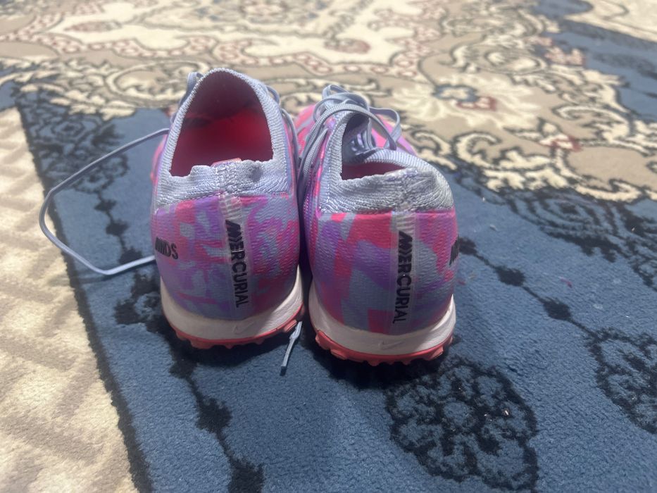 Nike Sariknoshka