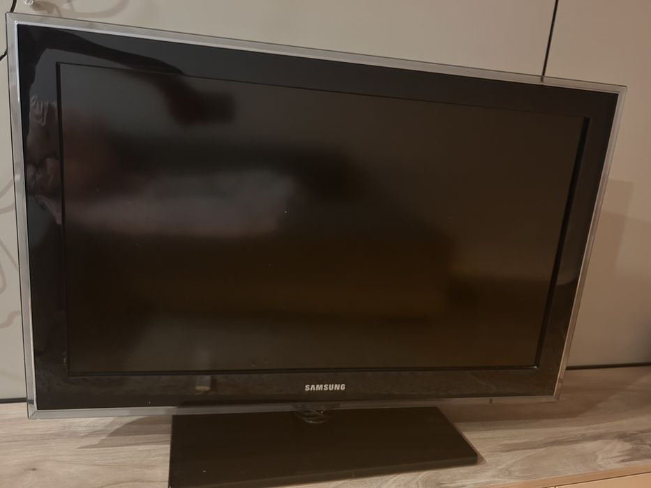 Продам телевизор Samsung