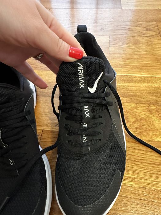 Adidasi Fitness Nike air max bella T3