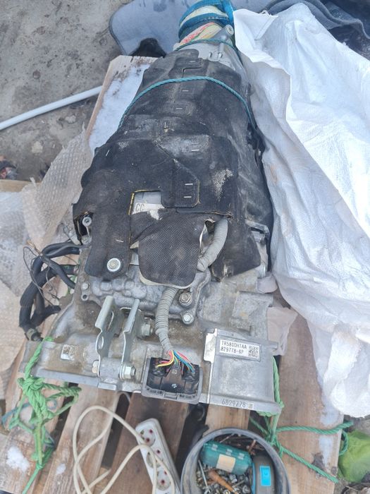 Коробка на Subaru Forester