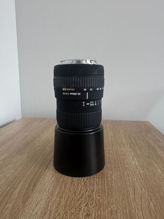 Sigma DC 55-200 обектив за Canon