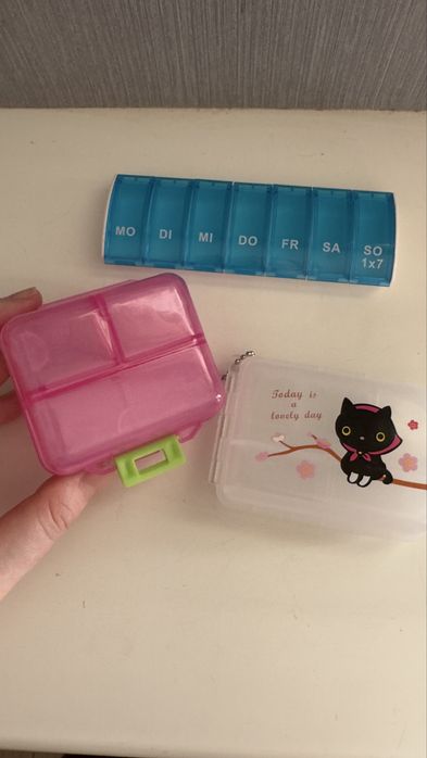 Набор таблеточниц новые