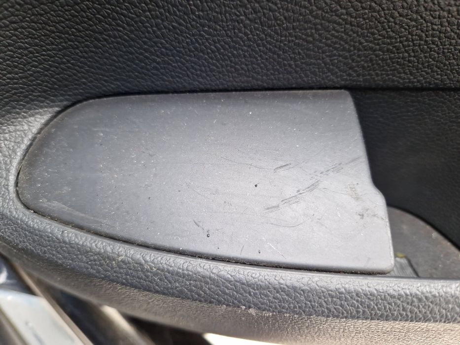 Scrumiera usa dreapta spate Volkswagen Jetta 3 (1K2) [Fabr 2005-2010]