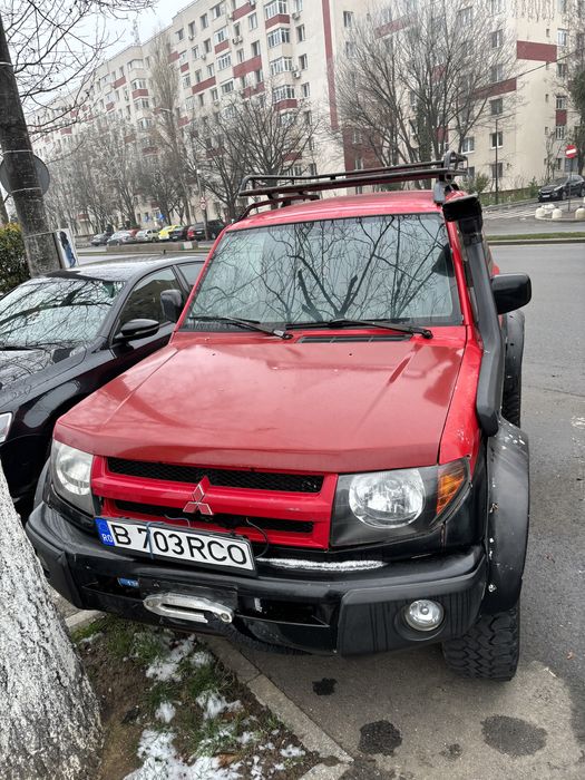 Vand Pajero Pinin 2000