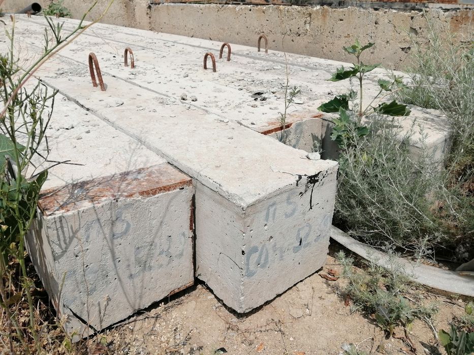 Продам стойки жб  СОН-52(усо)