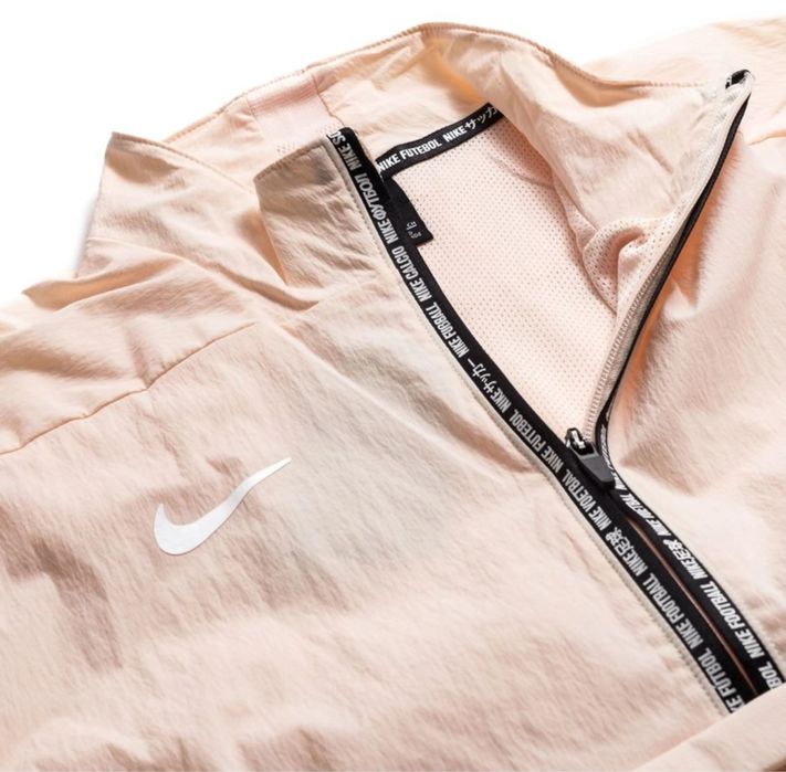 Дрехи на найк /nike