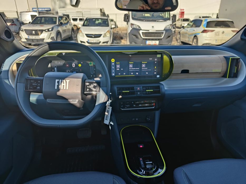 MASINA NOUA !! Fiat Grande Panda 1.2 MHEV 110 CP Automată – Full