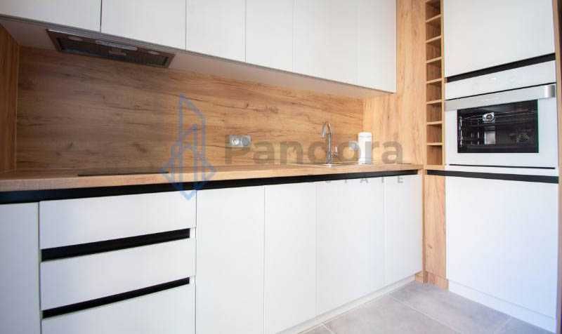 Дава се под наем Двустаен апартамент в София, Център - 60 кв.м за 550 € - Снимка #5