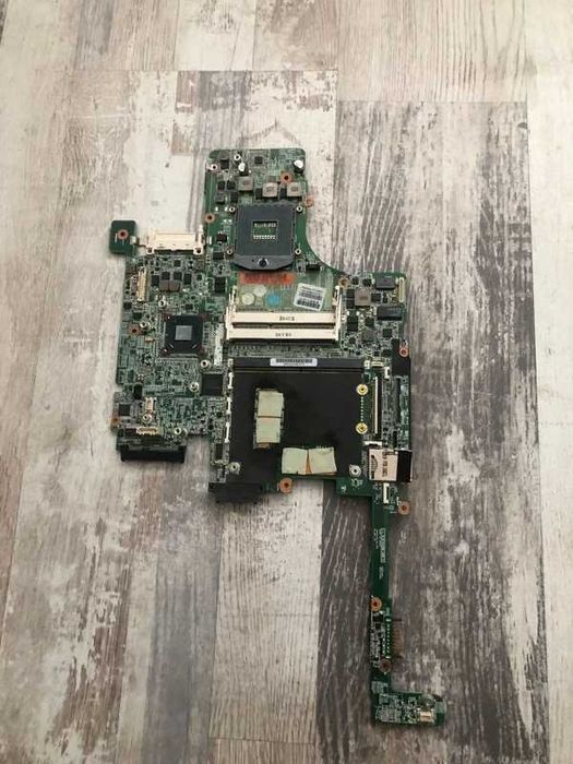 Placă de bază laptop HP 8570w – originală, pentru piese sau reparație