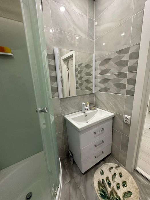 Продам 2х ком квартиру р-н Женис