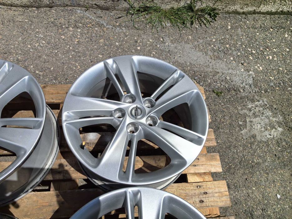 17 цола 5 х 115 мм ОПЕЛ / Шевролет - 7,5 Инча / ЕТ 45