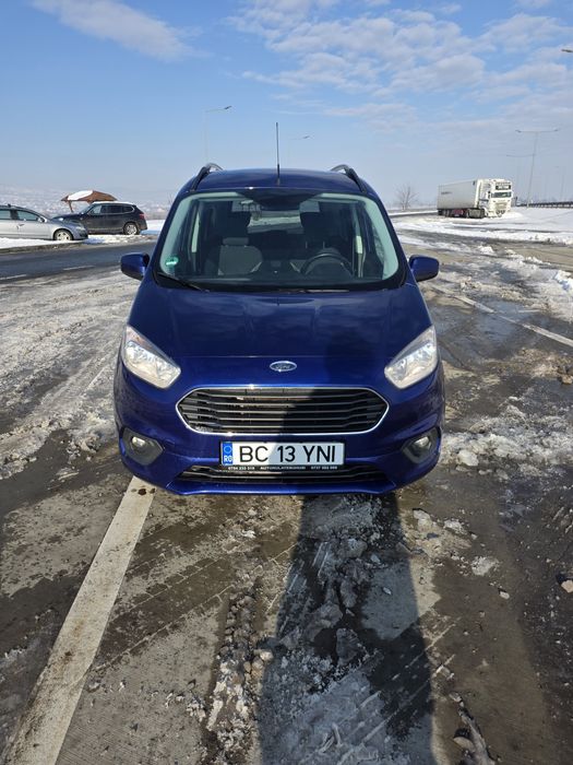 Proprietar vand FORD