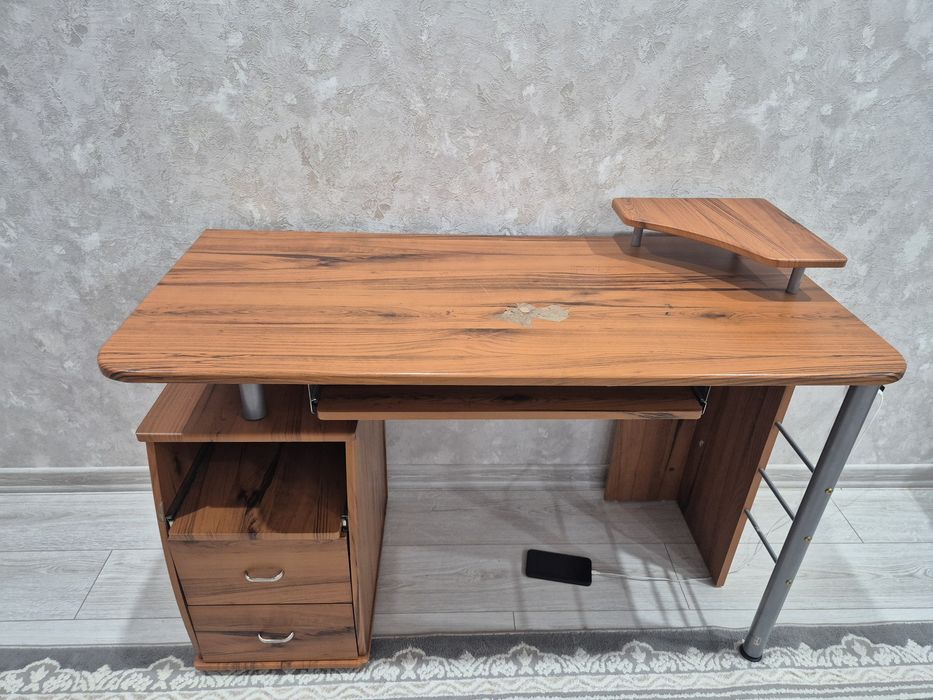 Стол письменый компьютерный бу