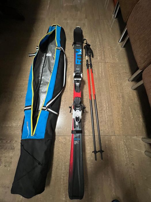Продам комплект лыж и комплектующие