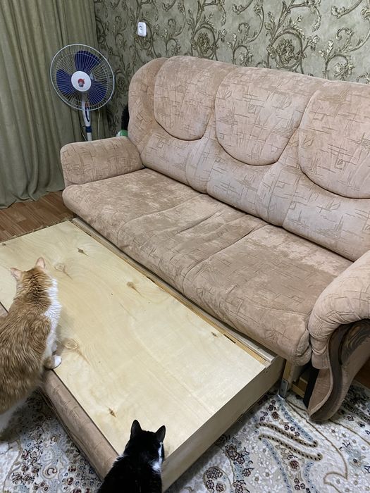 Продаю диван и кресла