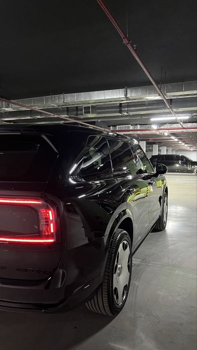 Zeekr 9X Ultra Black edition