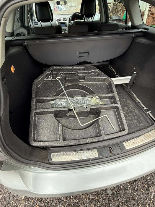 Toyota Avensis 1. 8 Valvematic 147 к с 2010г  НА ЧАСТИ