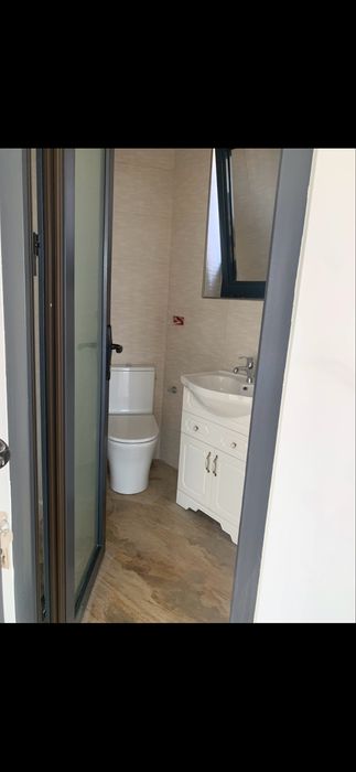 Spatiu comercial vis-a-vis Helmat 50 sau 100Mp