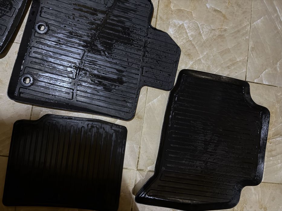 Оригинальные полики от под лексуса 570