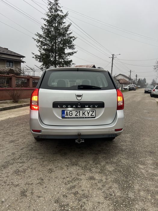 Logan MCV Prestige
