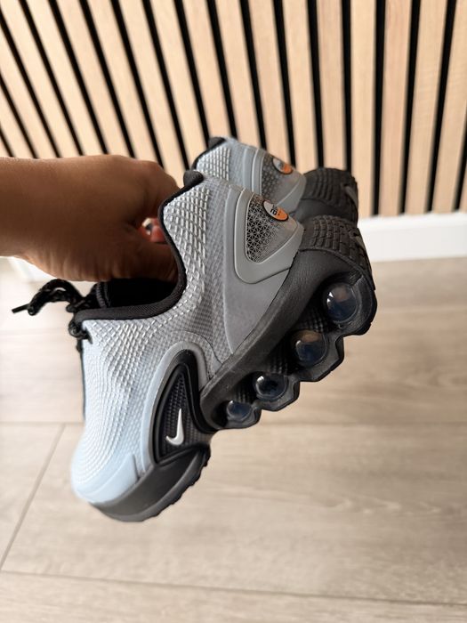 Чисто нови оригинални маратонки nike air max DN GS SI