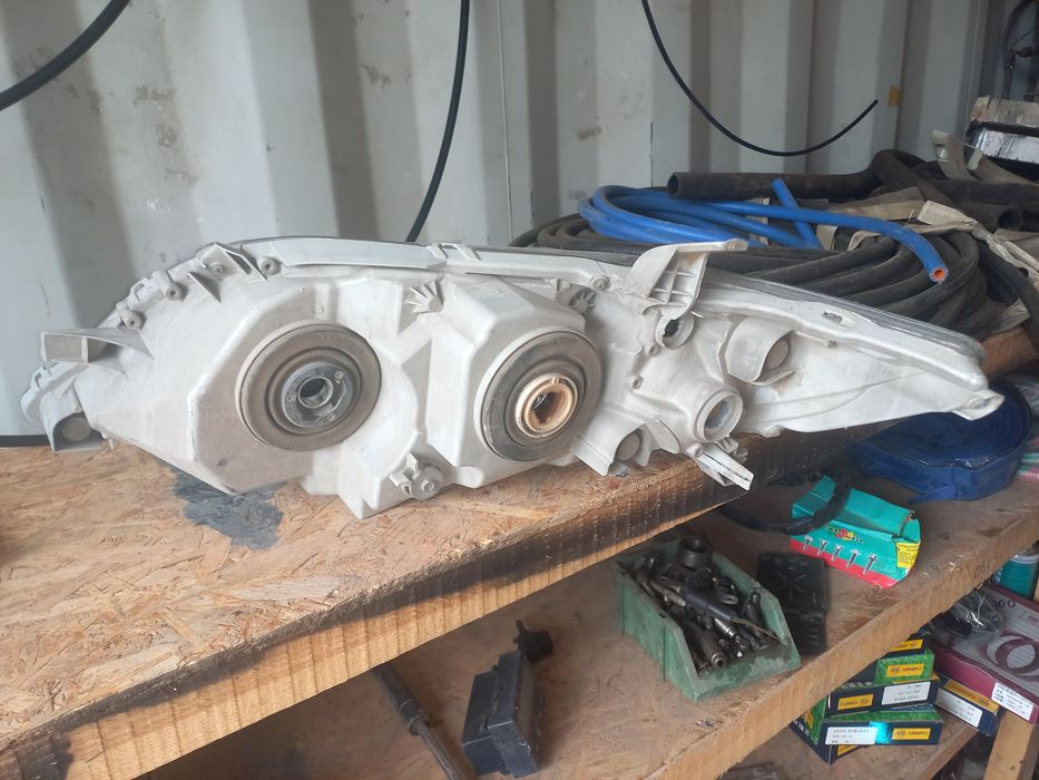 Фара таета 45 оригинал