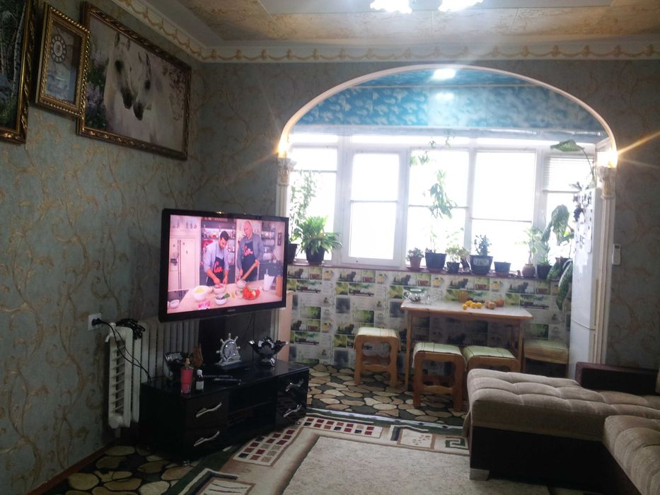 ПРОДАЮ свою 1-комнатную квартиру ПЕРЕДЕЛЕННУЮ В 2-Х КОМНАТНУЮ на Ц-4.