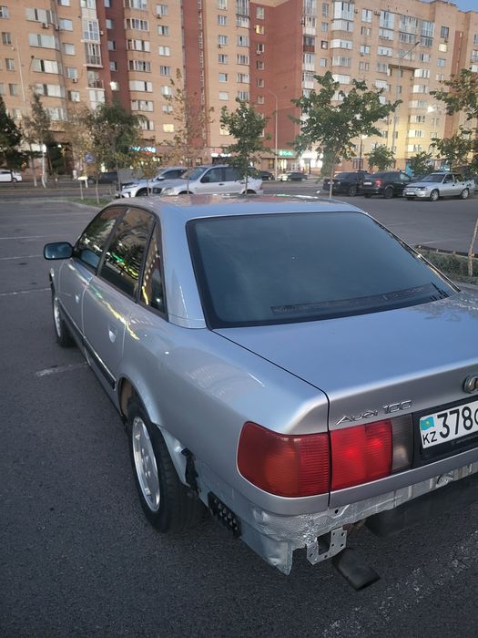 Продам ауди 100 с4
