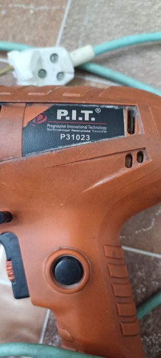 Шуруповёрт проводной