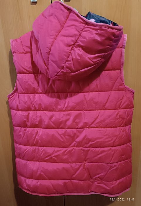 Желет болоневый на девочку