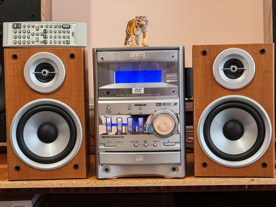 JVC CA-UXGD6M. Sistem audio premium. Bijuerie. Cap serie. Ca nou. Preț fix !
