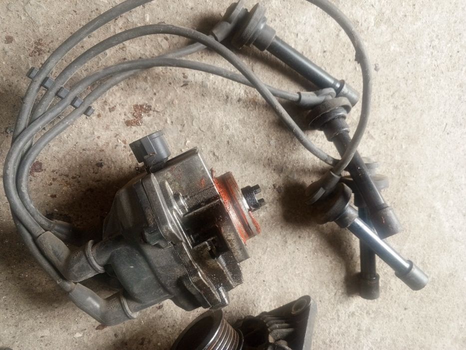 Кроме двигателя все есть ниссан примера