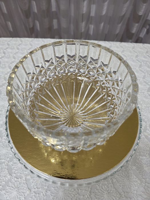 Хрусталь. Фруктовница.Салатники