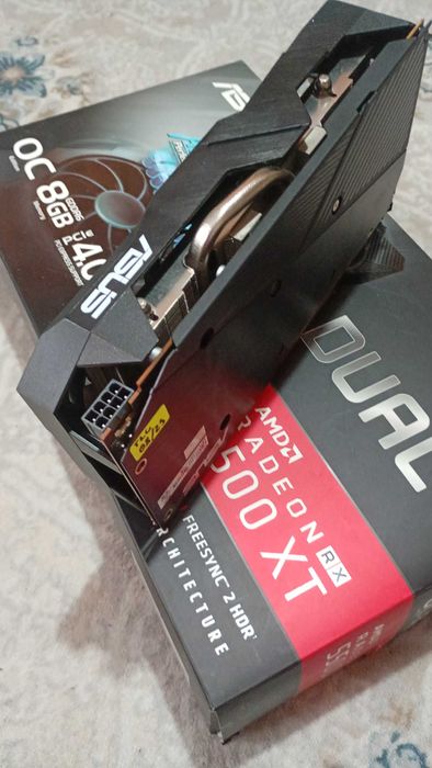Видеокарта 8GB ASUS RADEON RX 5500 XT