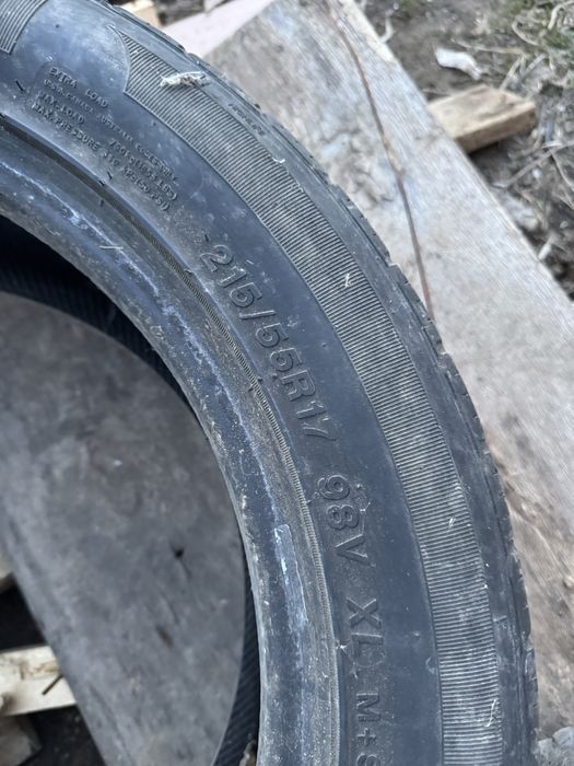 Продам летнюю резину на 17
