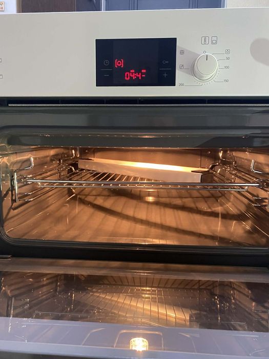 Cuptor electric dublu , incorporabil  , 4.2 KW  Bosch  seria  6