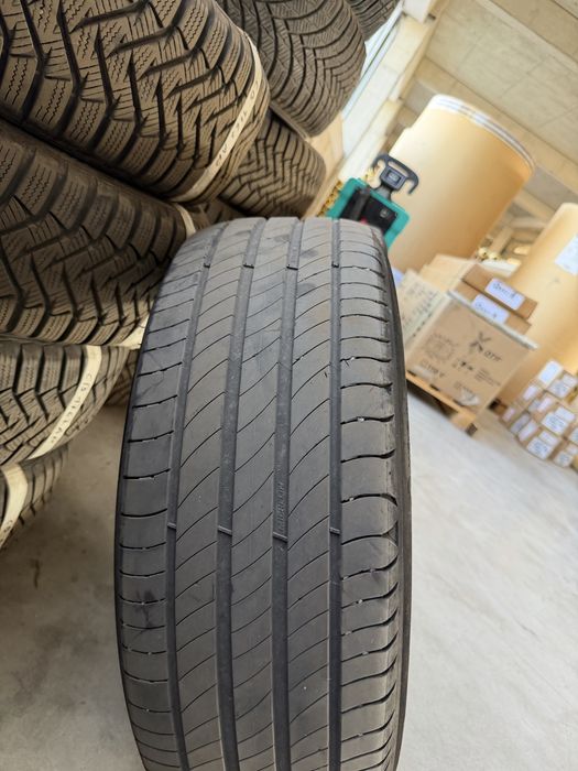 Michelin 215/55/R17