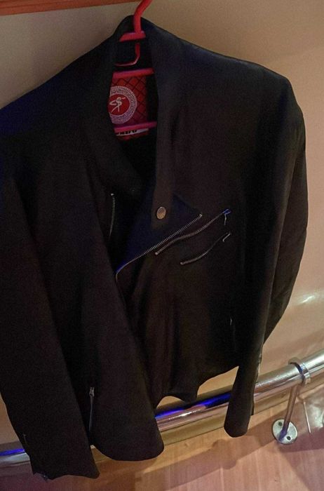 Geaca din piele intoarsa