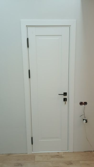 Установка между комнатной двер