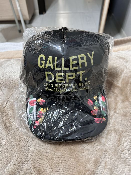 Продается кепка от бренда “Gallery Dept” новый,в хорошем состоянии