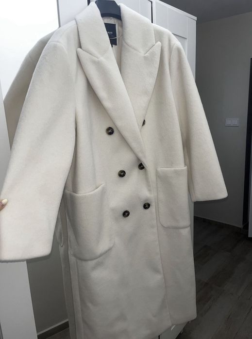 Pull&Bear  палто- чисто ново