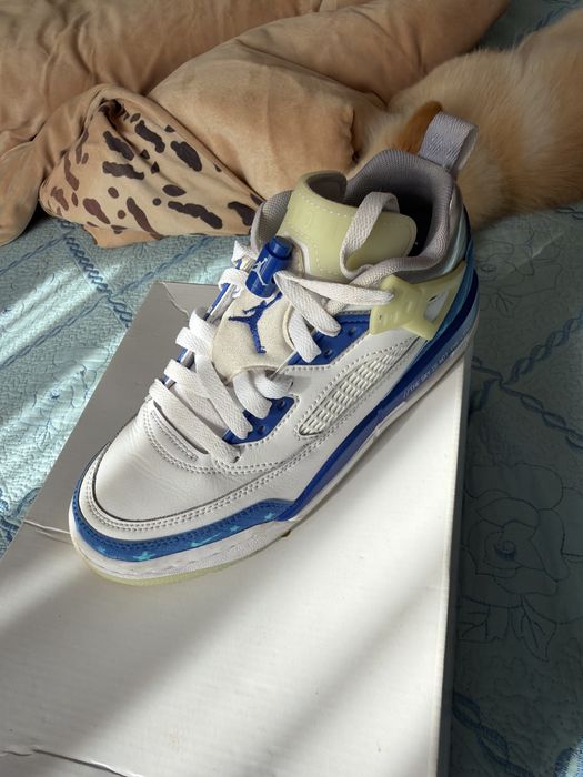 Jordan spizike Low 36.5marime