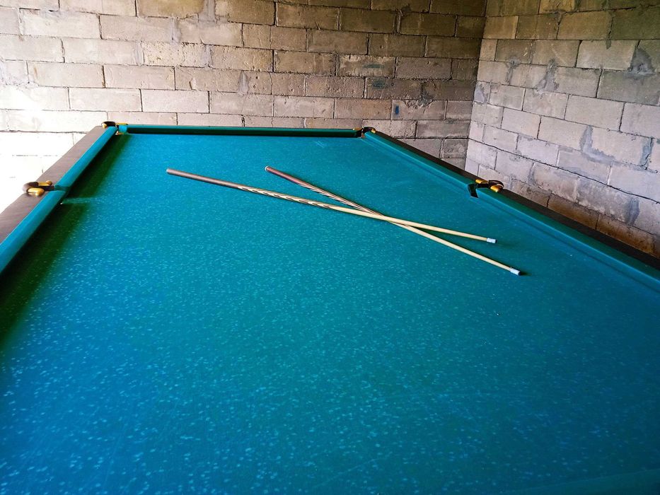 Катта бильярдный стол (8 оёкли,тошли, Riley England)