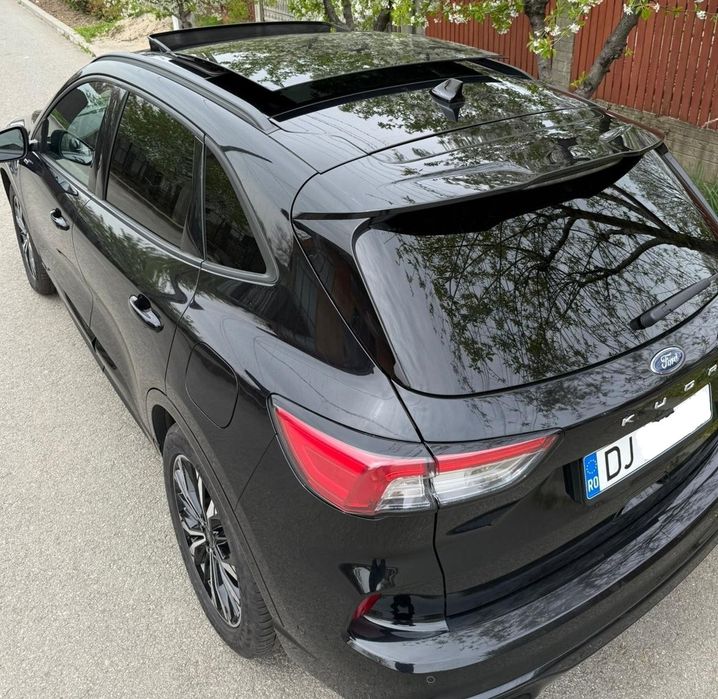 FORD Kuga 2021 — imagine 2