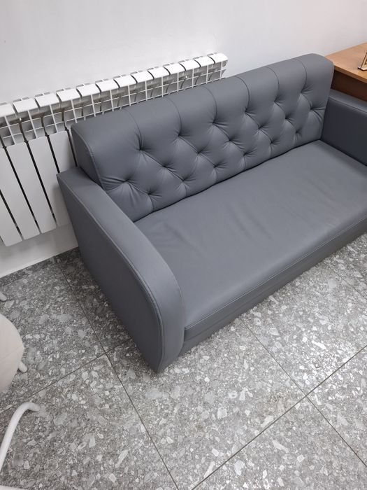 Продам офисный диван