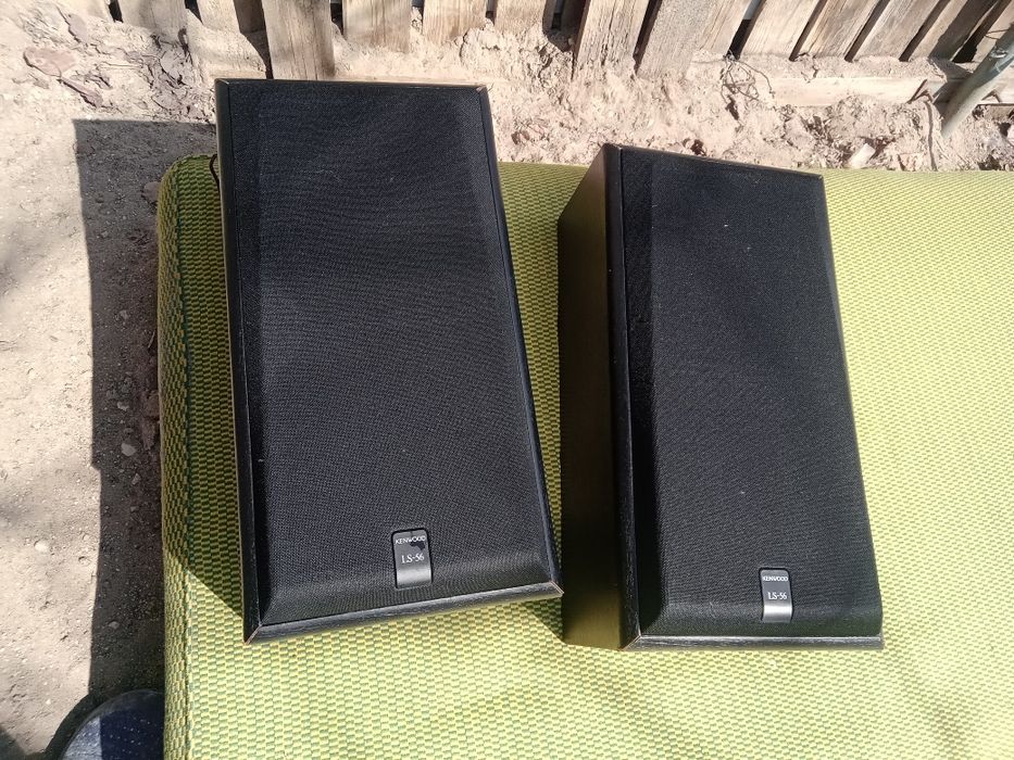 Doua boxe Sony SS-A225 60W .6 ohmi.si Kenwood LS56