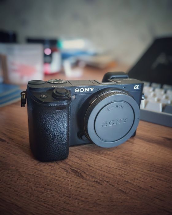 Продаю Sony A6300 тушка